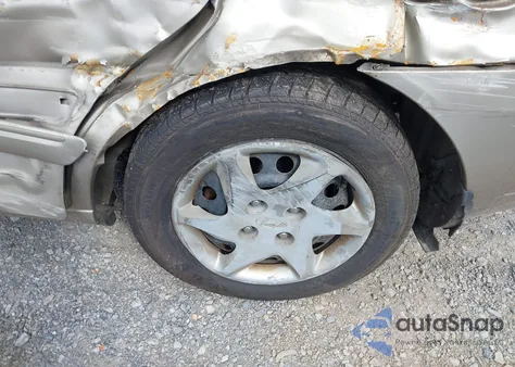 2005 Hyundai Elantra Gls/Gt from USA, damaged, VIN KMHDN46D15U100091